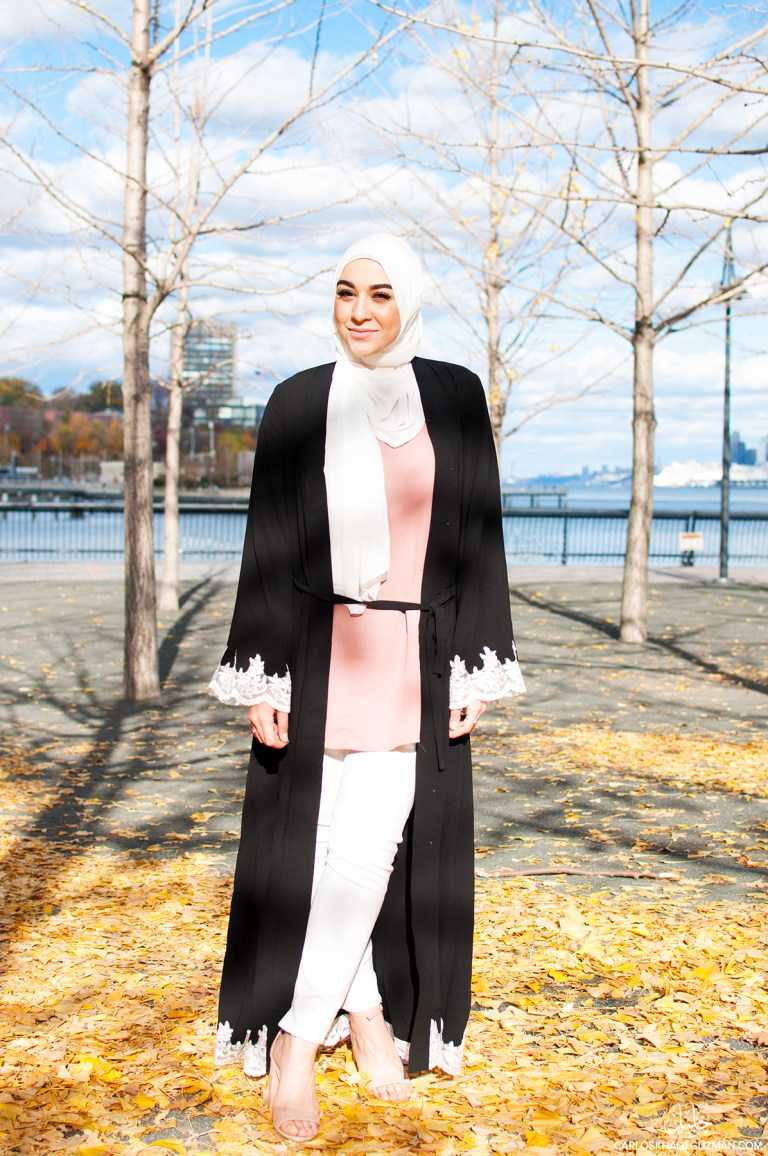 Lace Abaya – Black