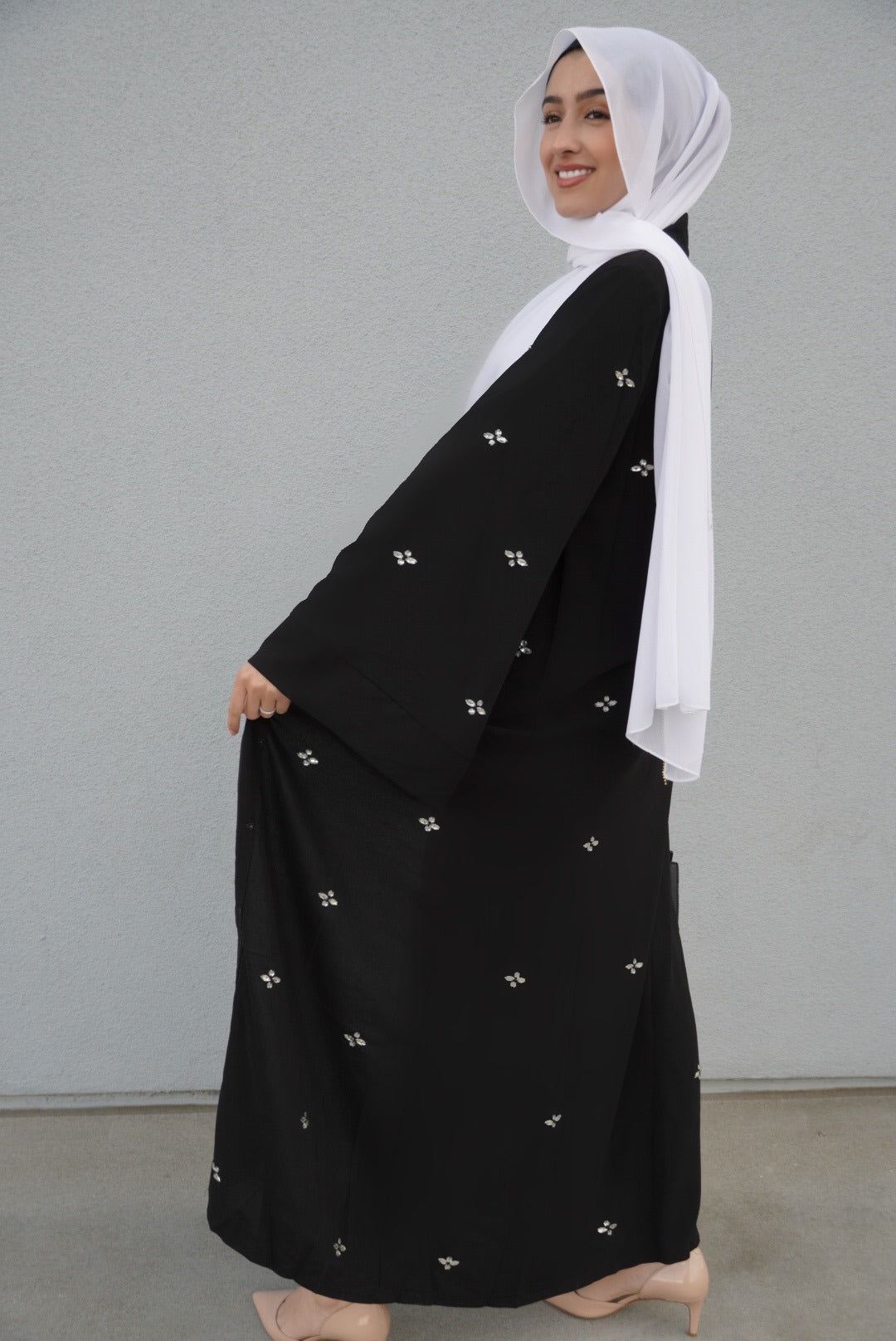 Crystal Luxe Abaya – Black