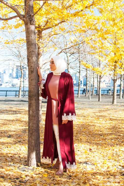 Lace Abaya – Maroon